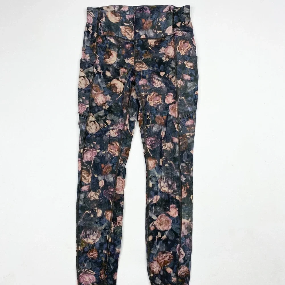 Lululemon Athletica Speed Up Tight 28" in Frosted Rose - Picture 5 of 10